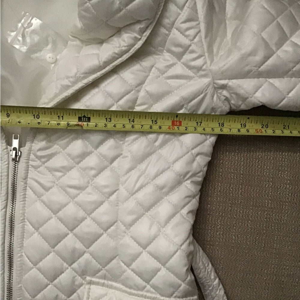 FOEVER 21 Quilted Jacket - Picture 10 of 10